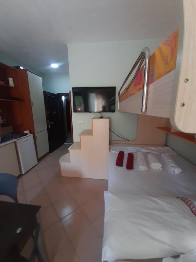 Ema'S Apartment Δυρράχιο Εξωτερικό φωτογραφία